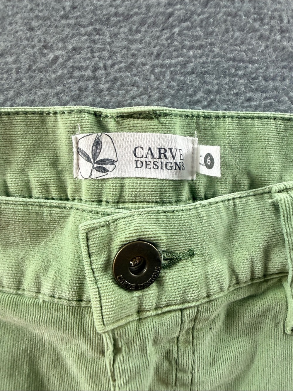 Carve Designs - Olive Green Oahu 4” Butter Shorts - Picture 11 of 13